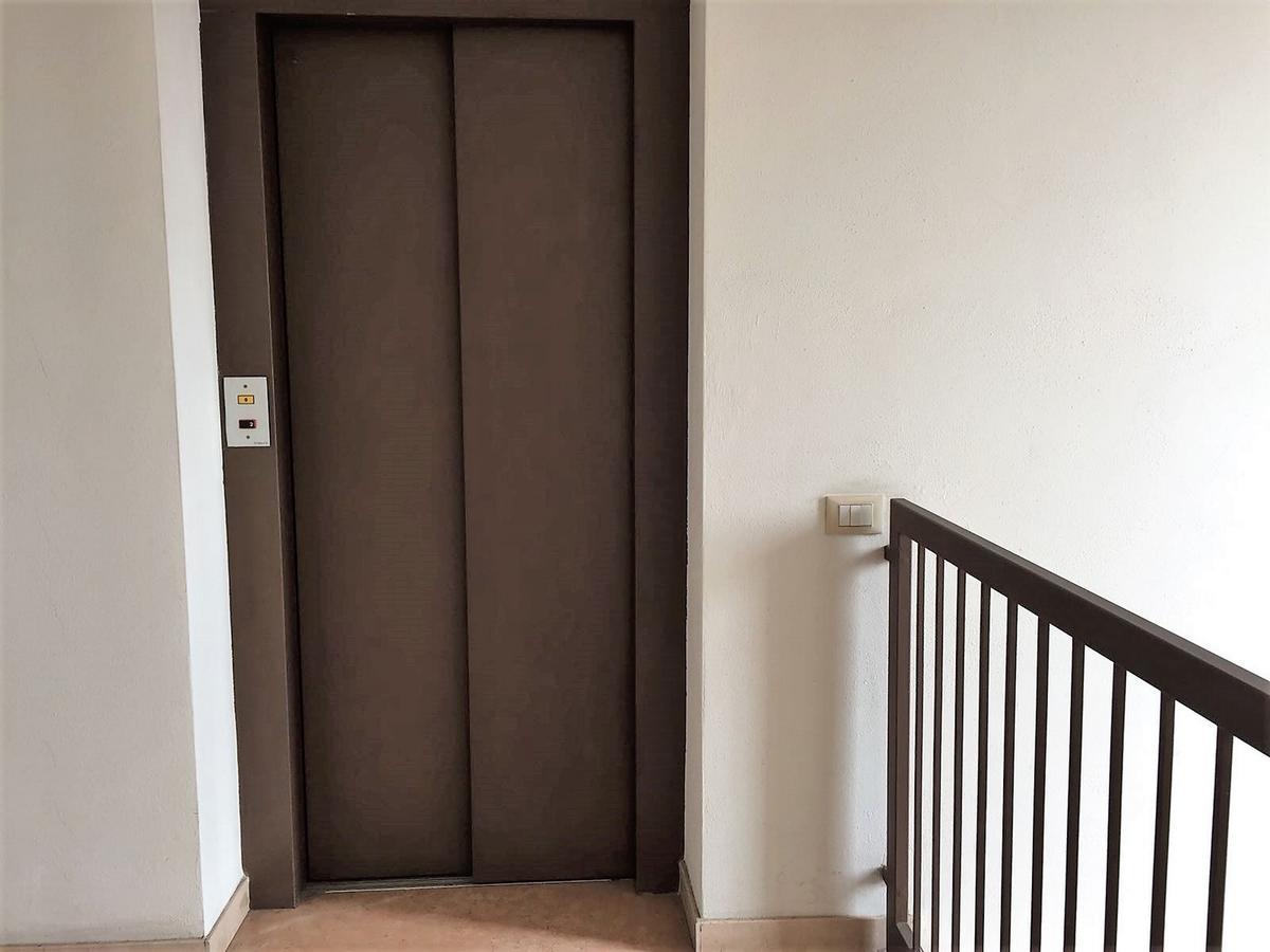 Desenzanoloft Le Chateau De Margot Desenzano del Garda Eksteriør billede