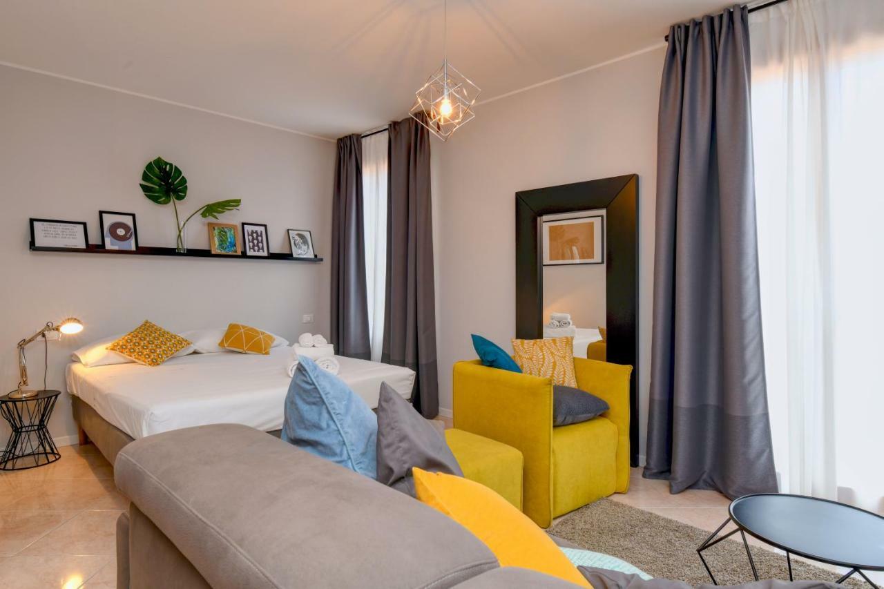 Desenzanoloft Le Chateau De Margot Desenzano del Garda Eksteriør billede